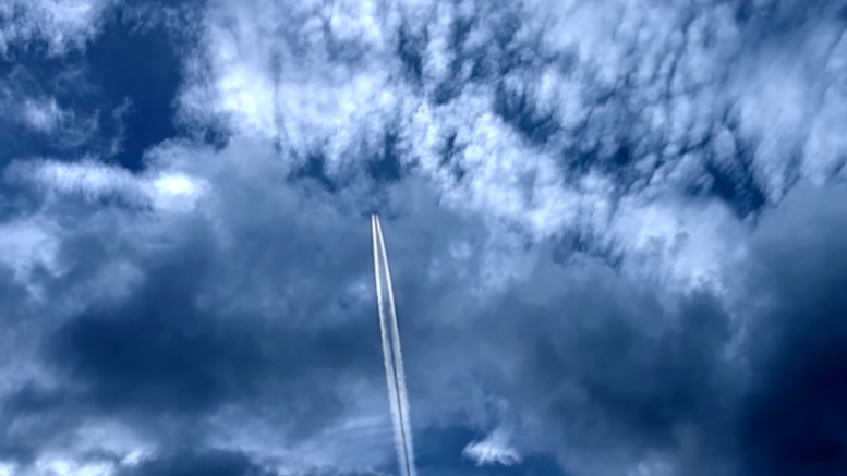 Chemtrails: Experimenting on the Public (Video)